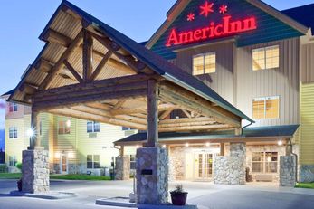 AmericInn by Wyndham Fargo South