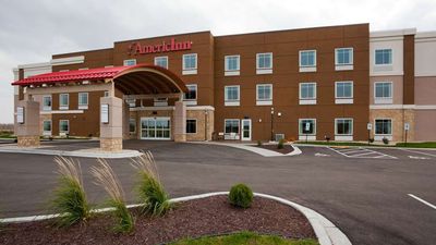 AmericInn by Wyndham Waupun