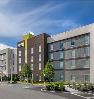 Home2 Suites by Hilton Queensbury