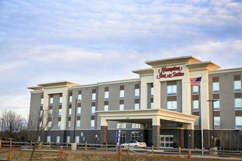 Hampton Inn & Suites Mount Laurel