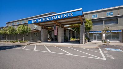 Inn at Port Gardner, Ascend Coll
