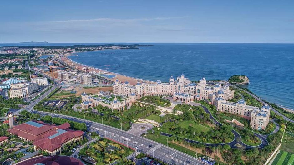 Hilton Dalian Golden Pebble Beach Resort Exterior