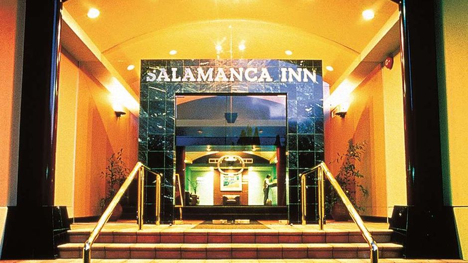 Salamanca Inn Exterior
