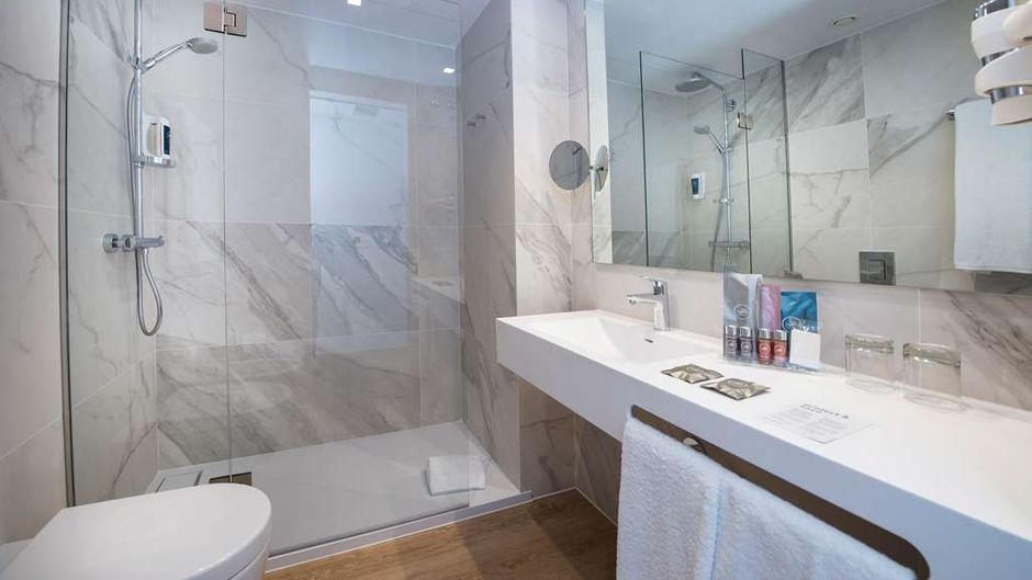 Occidental Vigo Room