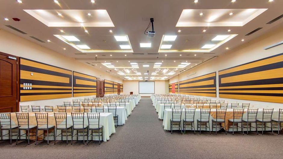 Hotel Rincon de Puembo BW Signature Coll Meeting