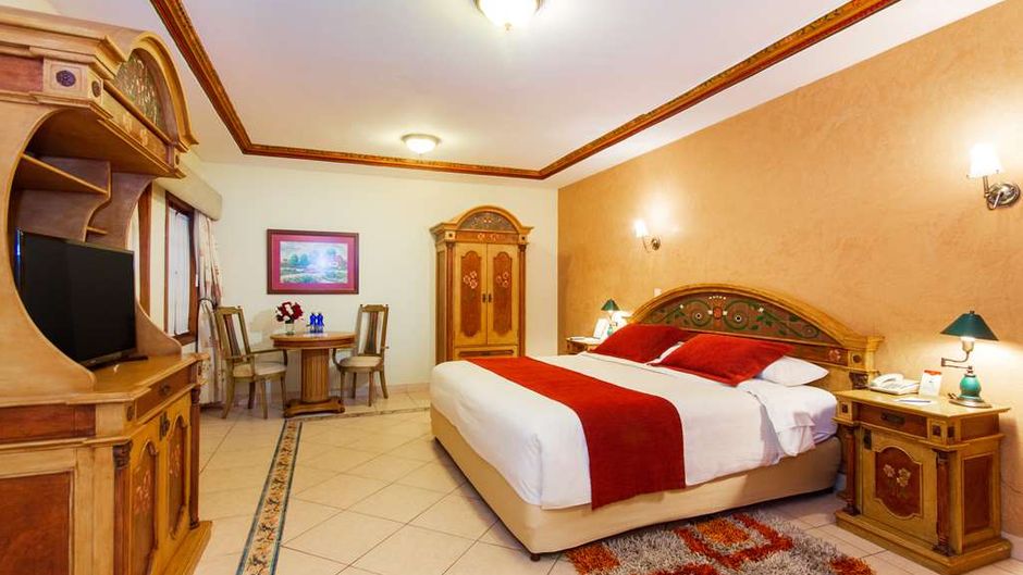 Hotel Rincon de Puembo BW Signature Coll Room