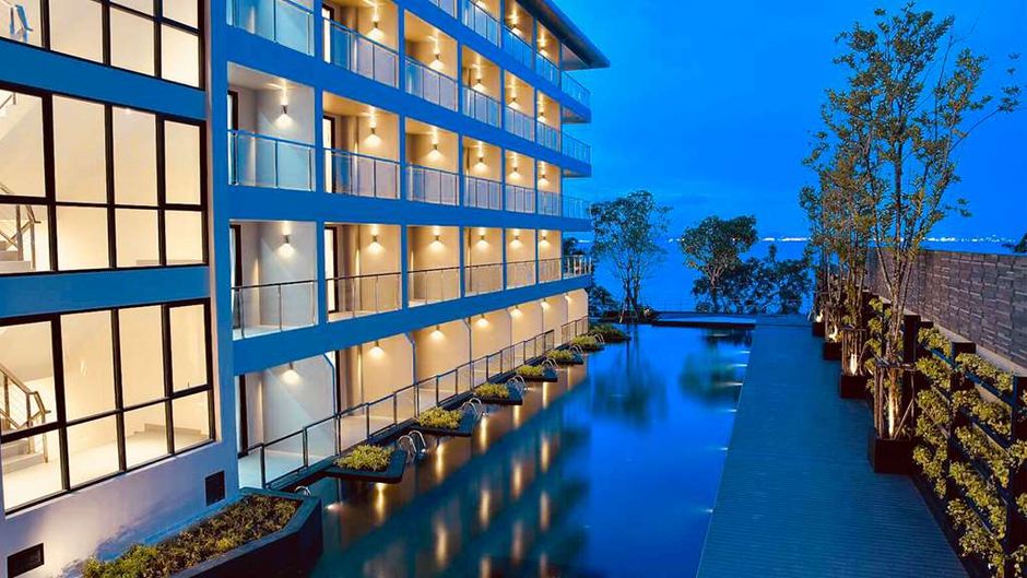 Golden Tulip Pattaya Beach Resort Exterior
