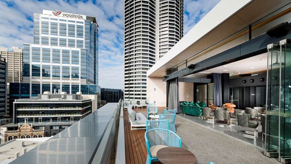 The Melbourne Hotel Exterior