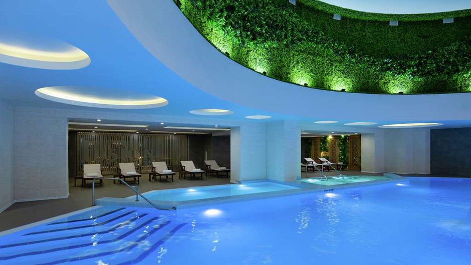 DoubleTree by Hilton Almaty Pool