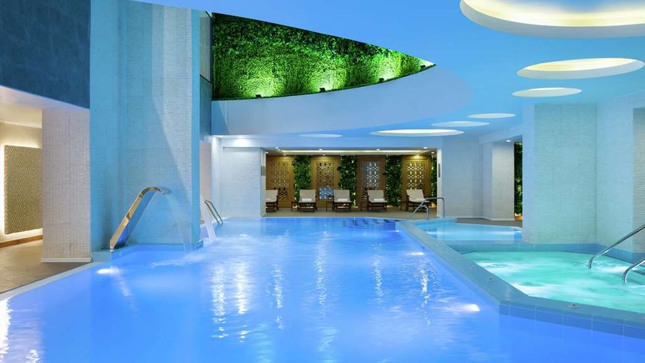 DoubleTree by Hilton Almaty Pool