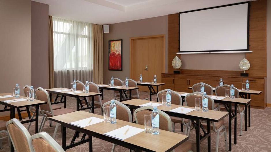 DoubleTree by Hilton Almaty Meeting