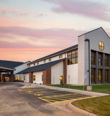 Best Western Watertown Inn and Suites