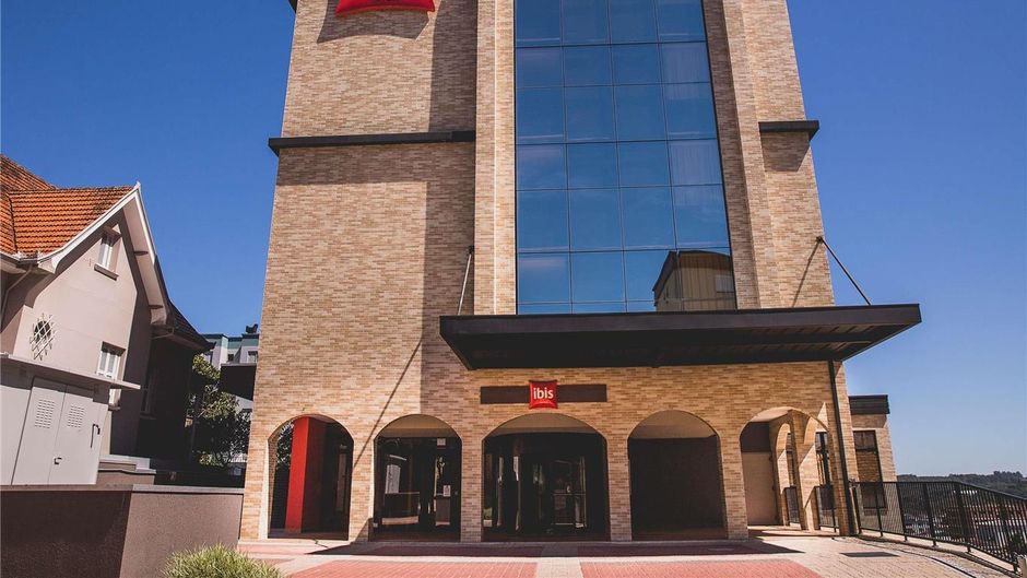 Ibis Carlos Barbosa Hotel Exterior
