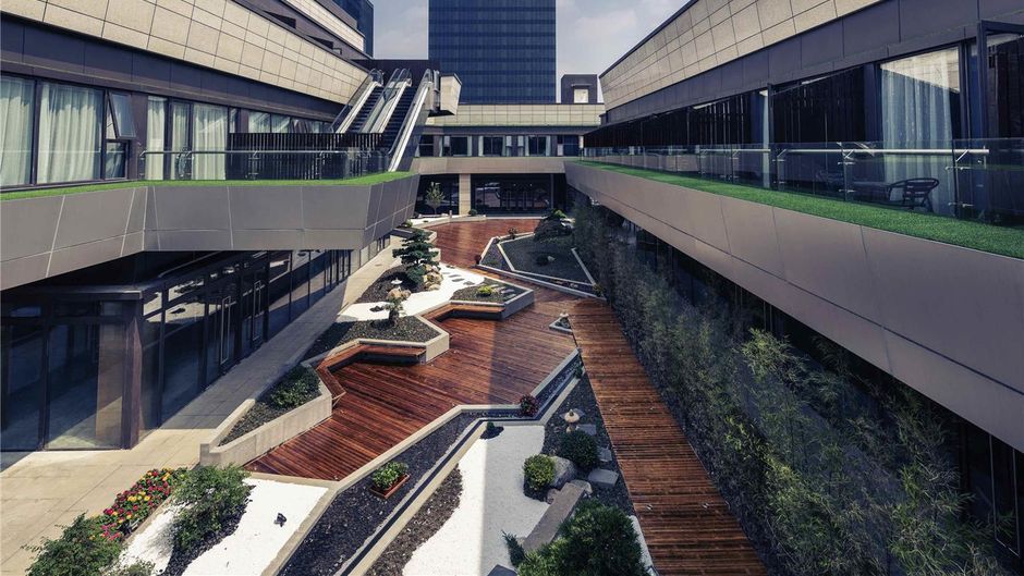Mercure Shanghai NECC Exterior