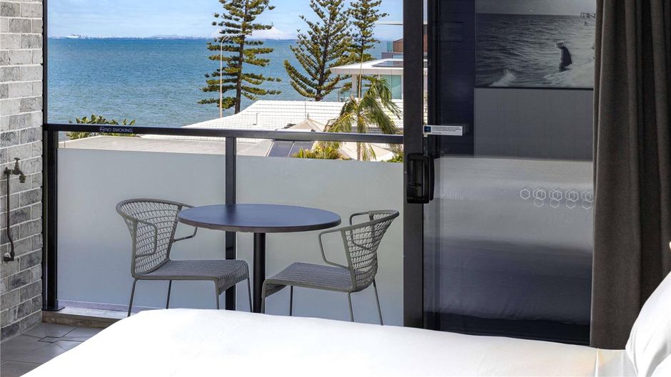 Sebel Brisbane Margate Beach Room