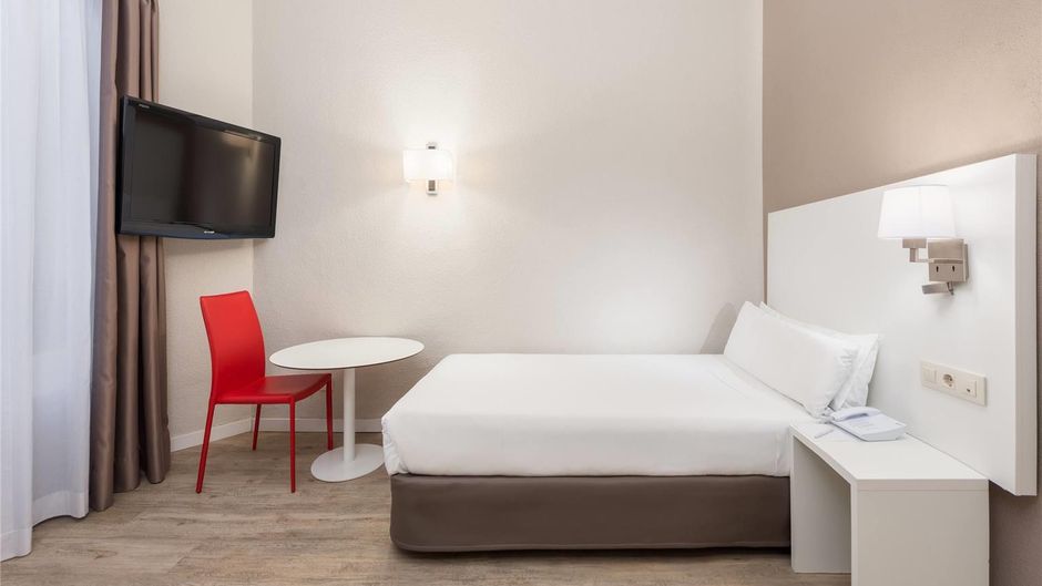 Madrid Gran Via 25, managed by Melia Room