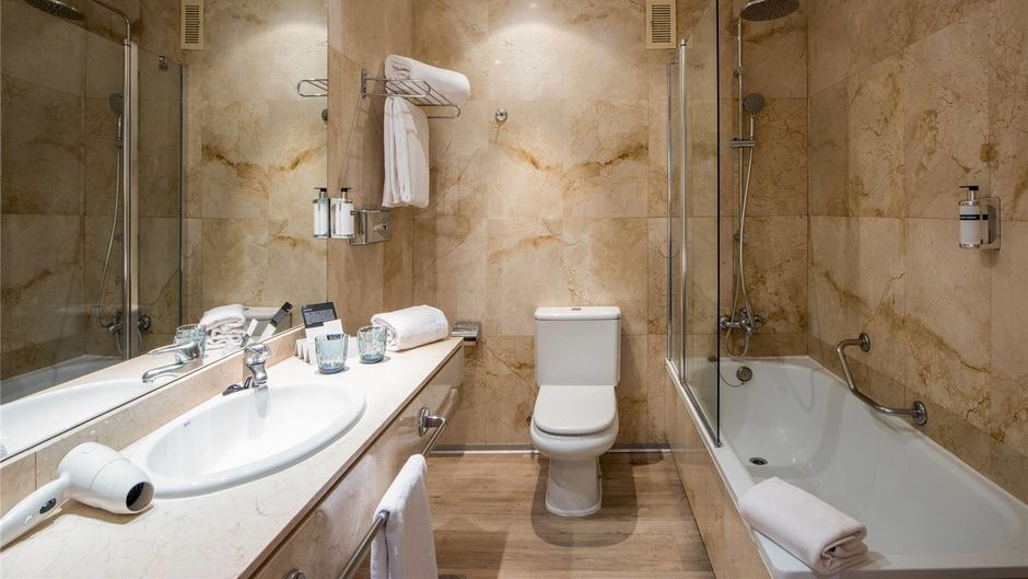Madrid Gran Via 25, managed by Melia Room