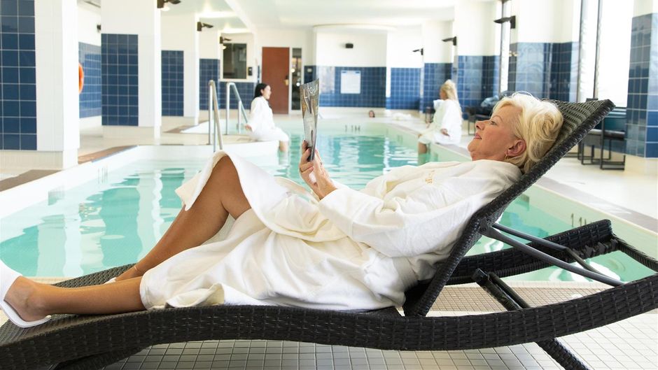 River Cree Resort & Casino Pool