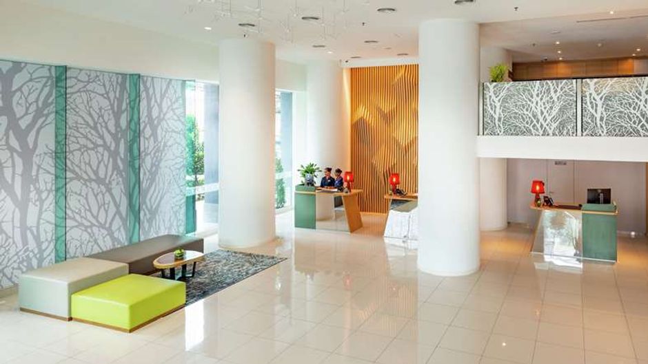 Hilton Garden Inn Kuala Lumpur South Lobby