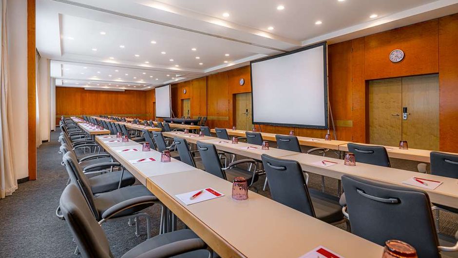 NH Collection Prague Meeting
