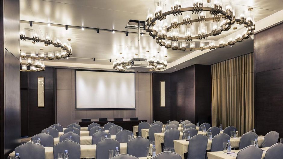 Mercure Yantai Golden Beach Meeting