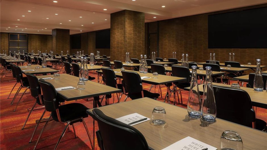 SO/ Auckland Hotel Meeting