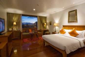 The Imperial River House Resort