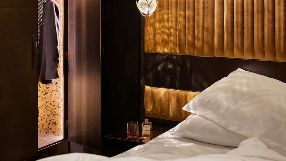 QT Perth Room