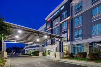 Best Western Premier I-95 Savannah Airpt