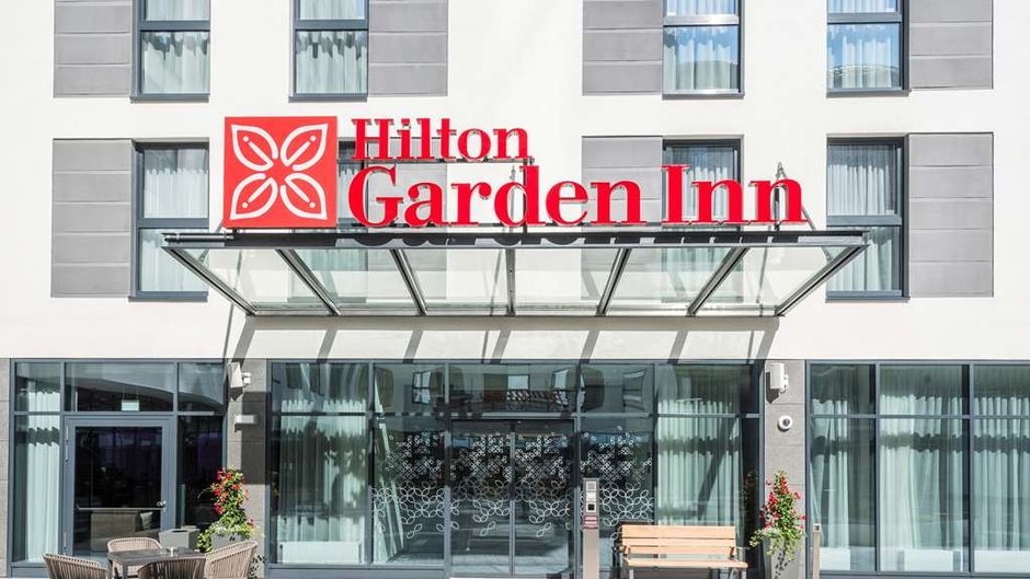 Hilton Garden Inn Munich City West Exterior