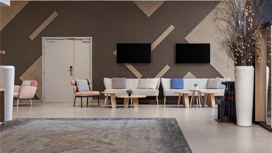 Hilton Garden Inn Bordeaux Centre Lobby