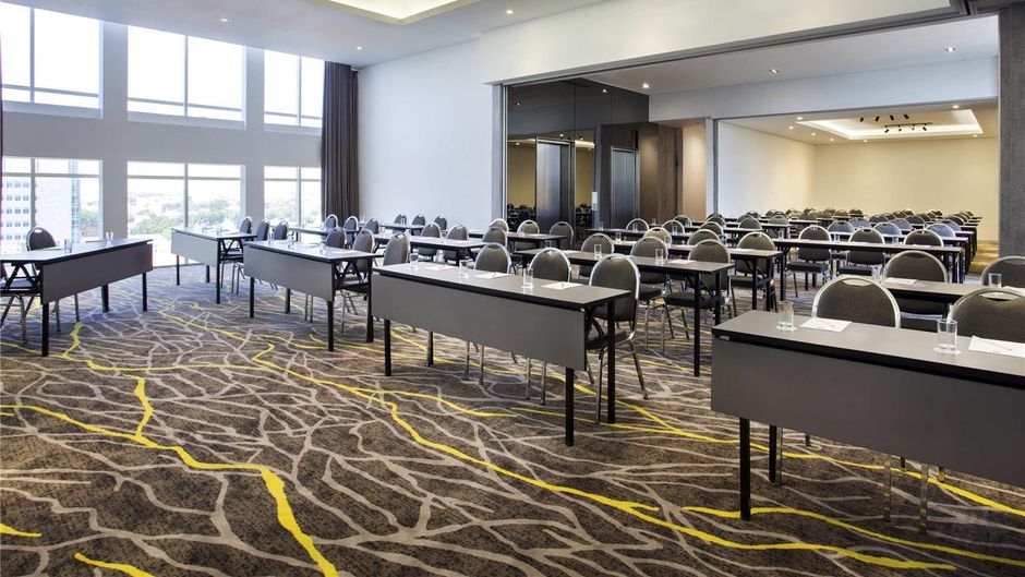 Ibis Budget Surabaya Diponegoro Meeting