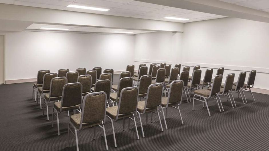 Adina Serviced Apts Canberra Kingston Meeting
