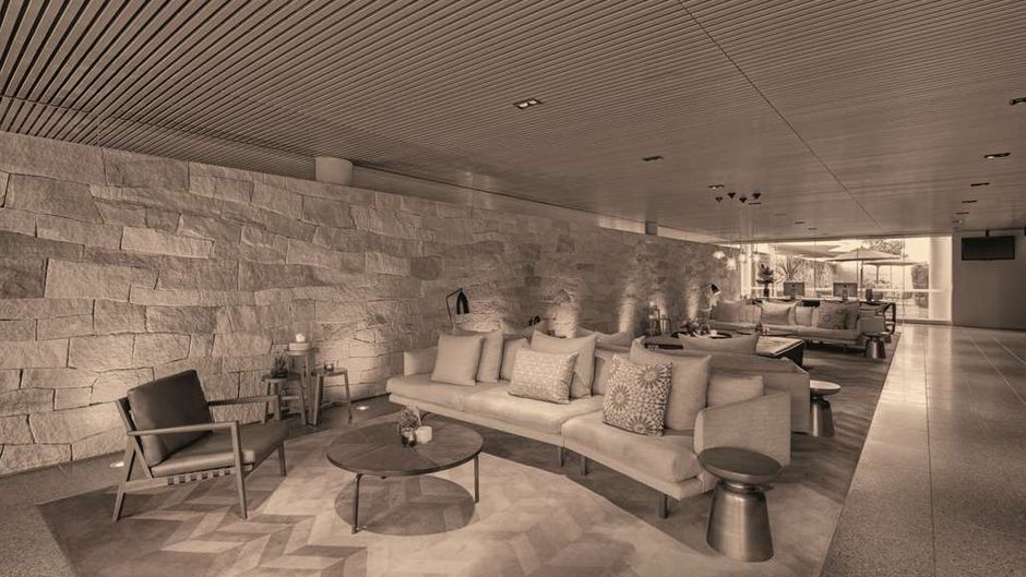 Adina Apartment Hotel Bondi Beach Lobby