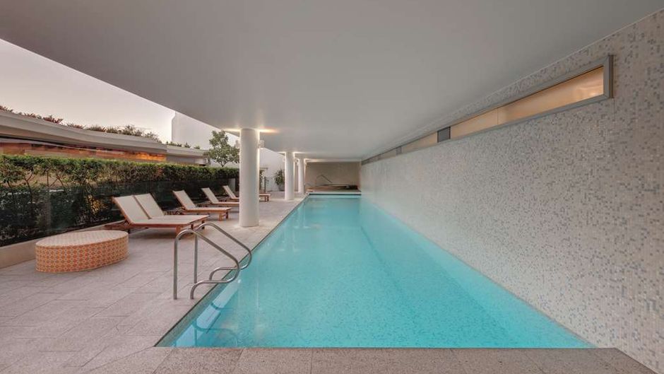 Adina Apartment Hotel Bondi Beach Pool