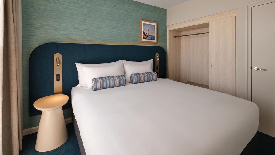 Adina Apartment Hotel Darling Harbour Suite