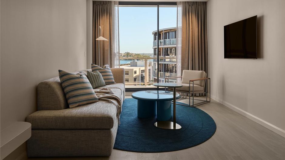 Adina Apartment Hotel Darling Harbour Room