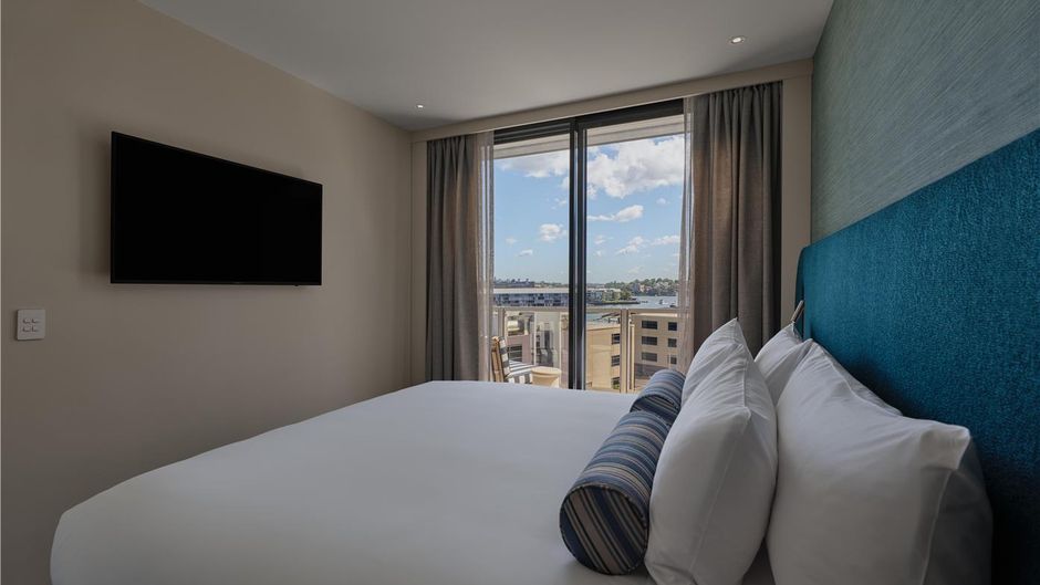 Adina Apartment Hotel Darling Harbour Suite