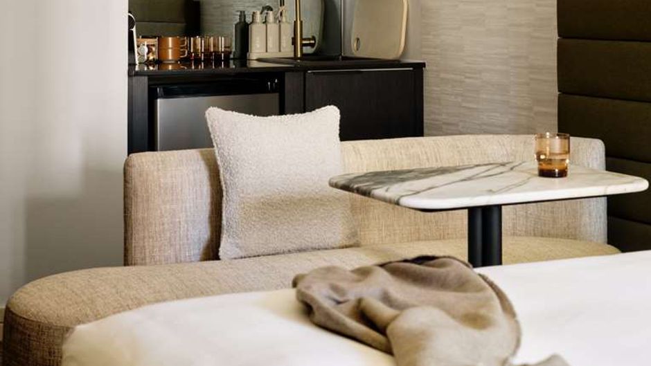 Adina Apartment Hotel Sydney Town Hall Suite