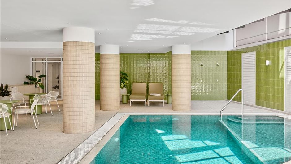 Adina Apartment Hotel Sydney Town Hall Pool