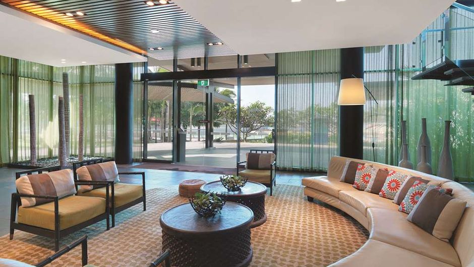 Adina Apartment Hotel Darwin Waterfront Lobby