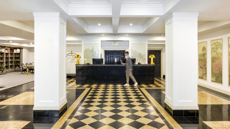 Adina Apartment Hotel Anzac Square Lobby