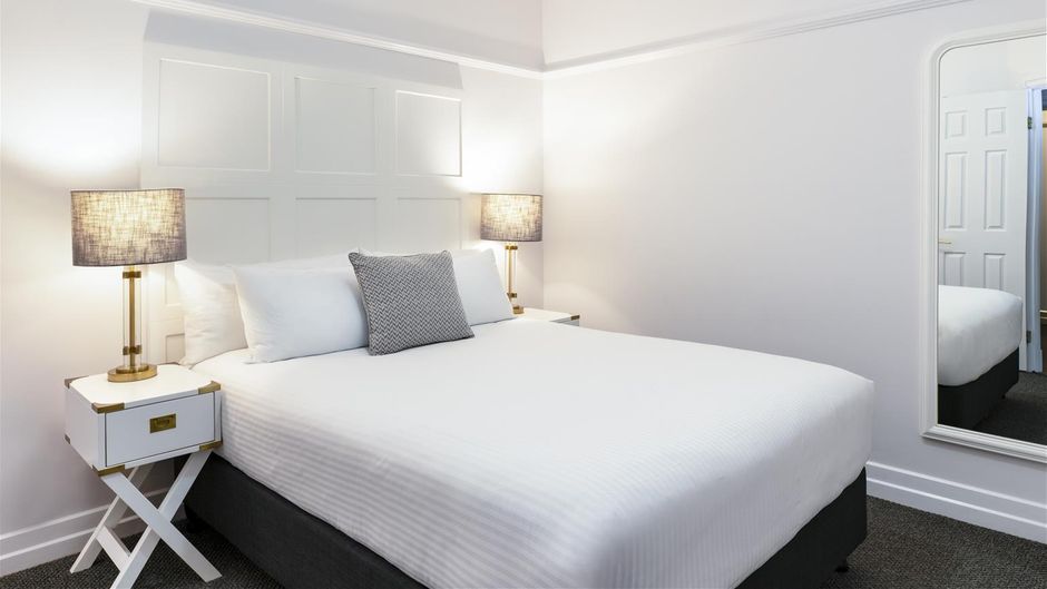 Adina Apartment Hotel Anzac Square Room
