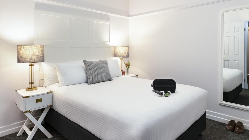 Adina Apartment Hotel Anzac Square Room