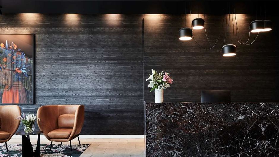 Adina Apartment Hotel on Flinders Street Lobby