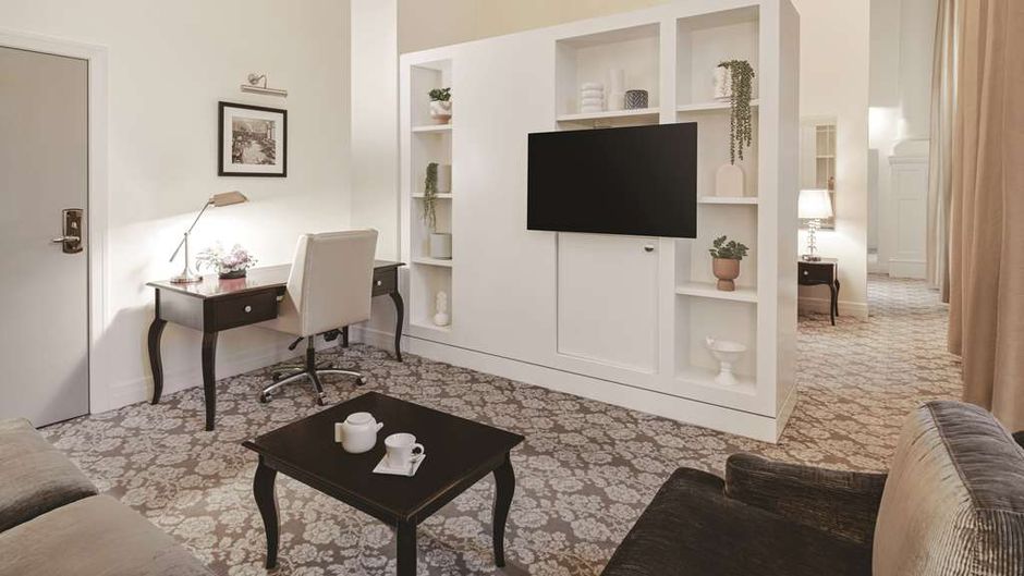 Rendezvous Hotel Melbourne Suite