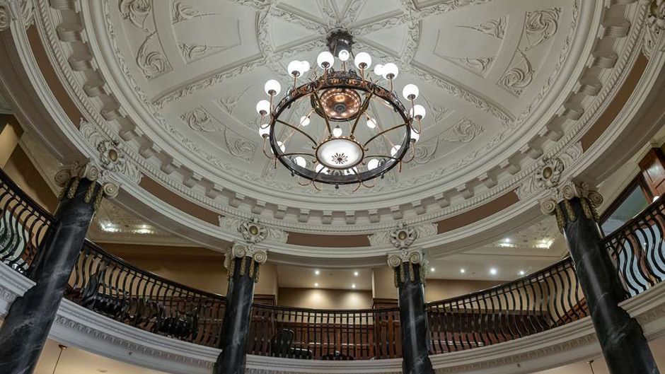 Rendezvous Hotel Melbourne Lobby