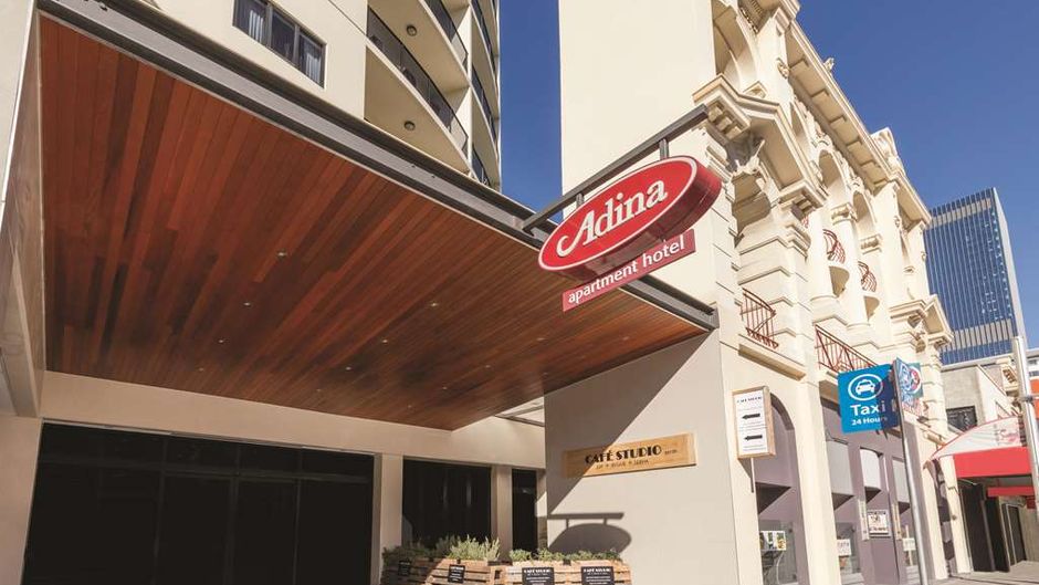 Adina Apartment Hotel Barrack Plaza Exterior