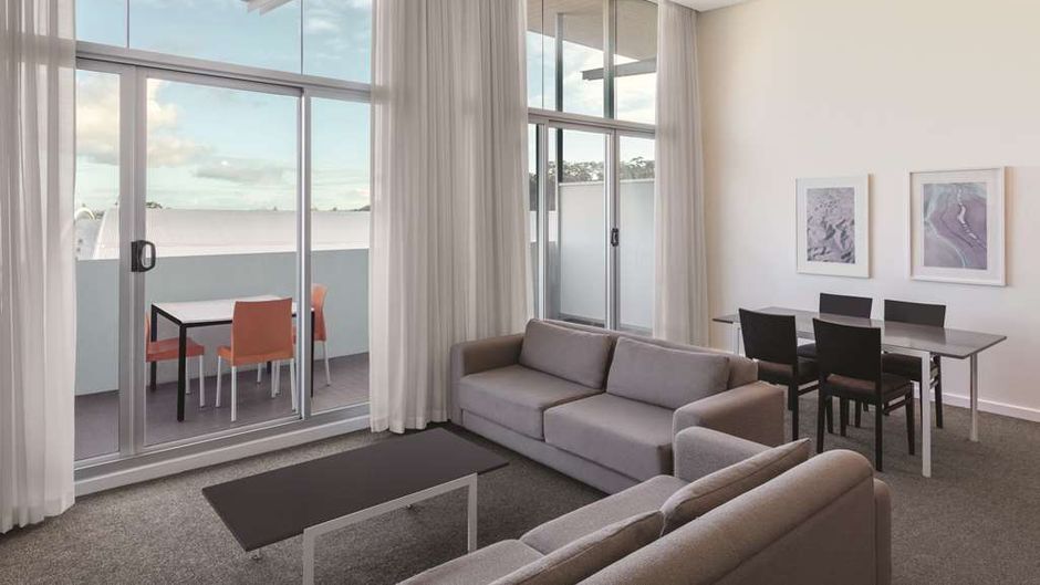 Adina Apartment Hotel Perth Room