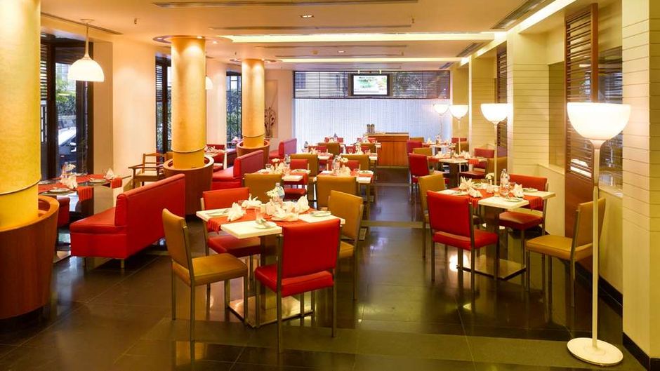 Kenilworth Hotel Kolkata Restaurant